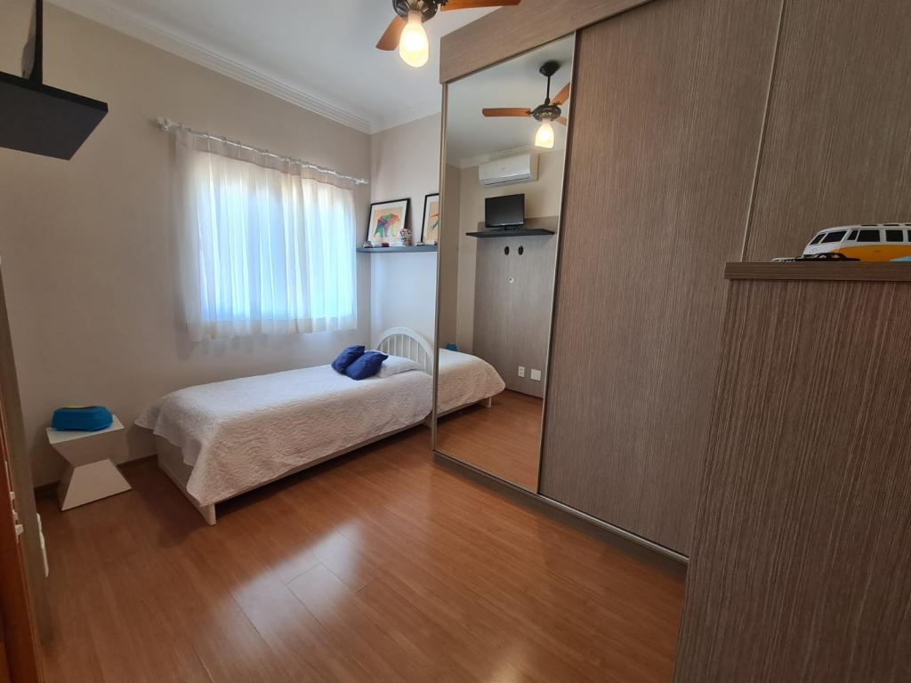 Casa de Condomínio à venda com 3 quartos, 210m² - Foto 11