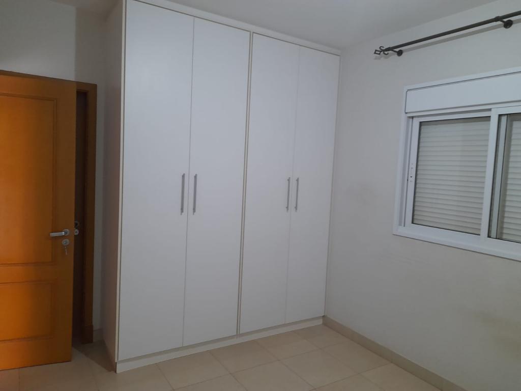 Apartamento à venda com 3 quartos, 217m² - Foto 18