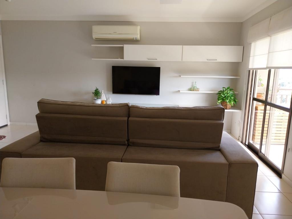 Apartamento à venda com 3 quartos, 84m² - Foto 2