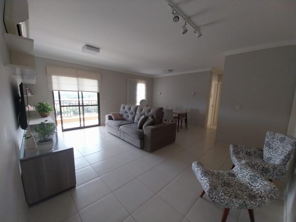 Apartamento à venda com 3 quartos, 84m² - Foto 1