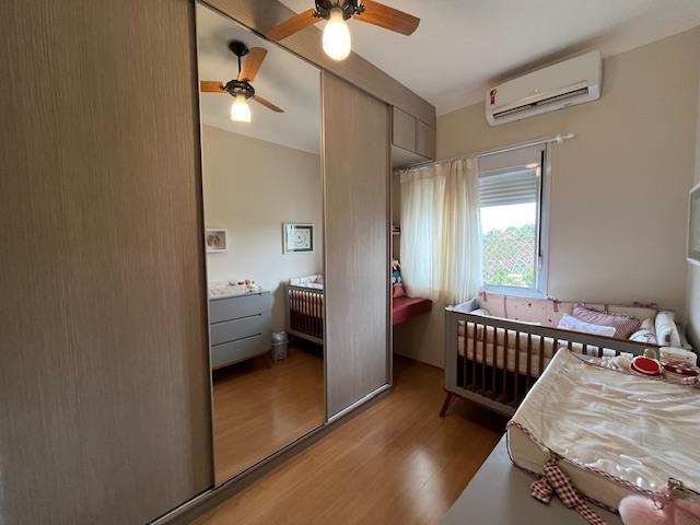 Casa de Condomínio à venda com 3 quartos, 210m² - Foto 3