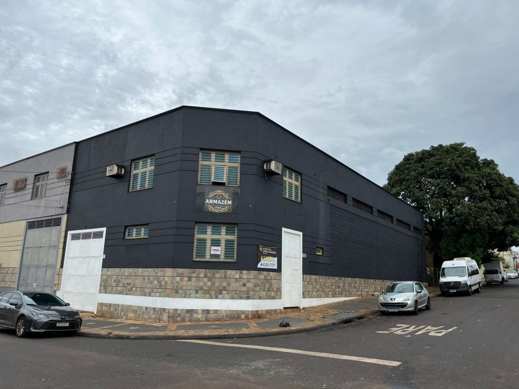 Salao 350 m2 #1
