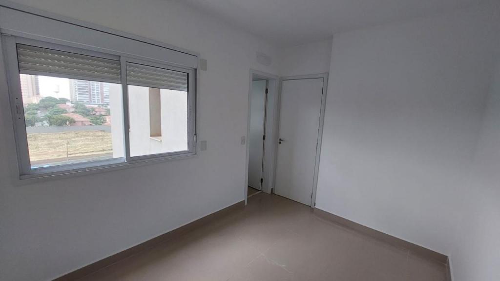 Apartamento à venda com 3 quartos, 130m² - Foto 6