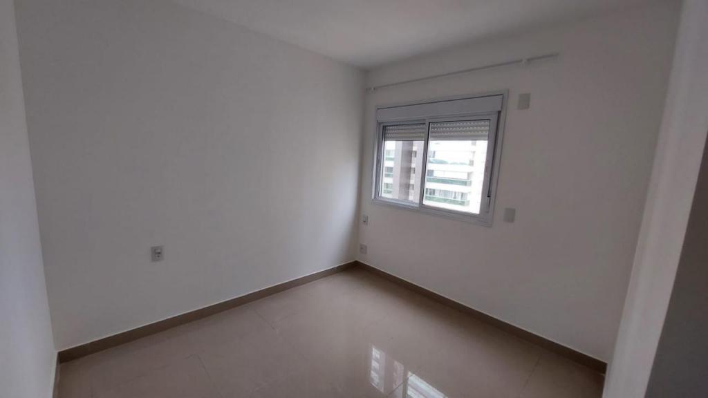 Apartamento à venda com 3 quartos, 130m² - Foto 9