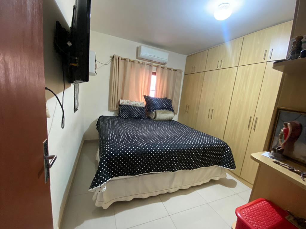 Casa à venda com 2 quartos, 70m² - Foto 12