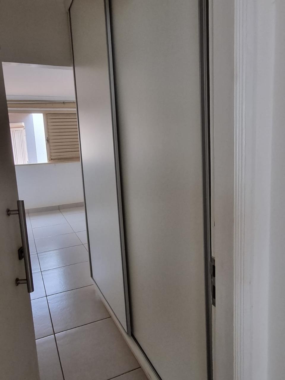 Casa à venda com 3 quartos, 121m² - Foto 13