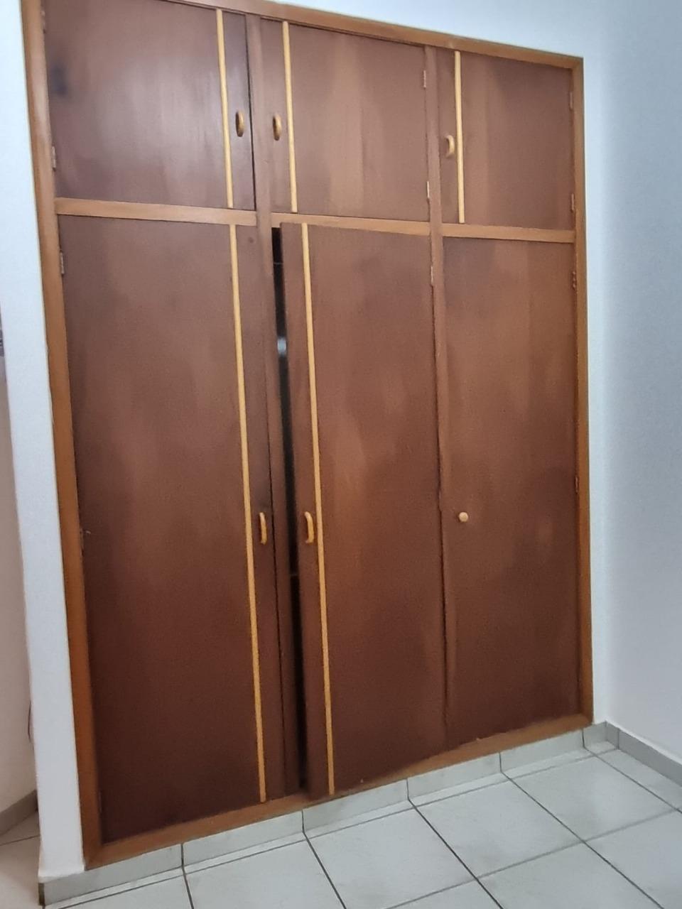 Casa à venda com 3 quartos, 121m² - Foto 14