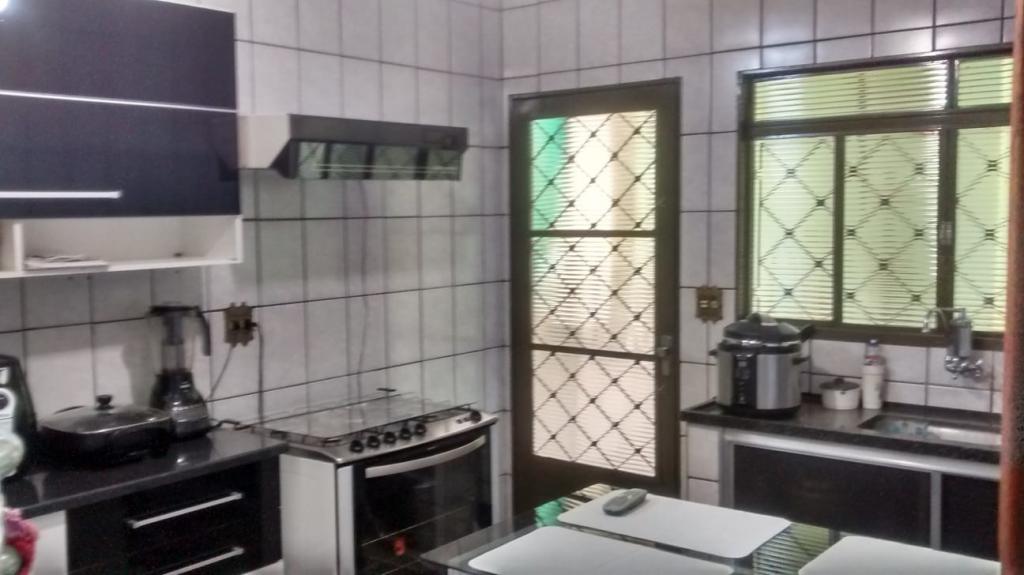 Depósito-Galpão-Armazém à venda com 3 quartos, 250m² - Foto 12