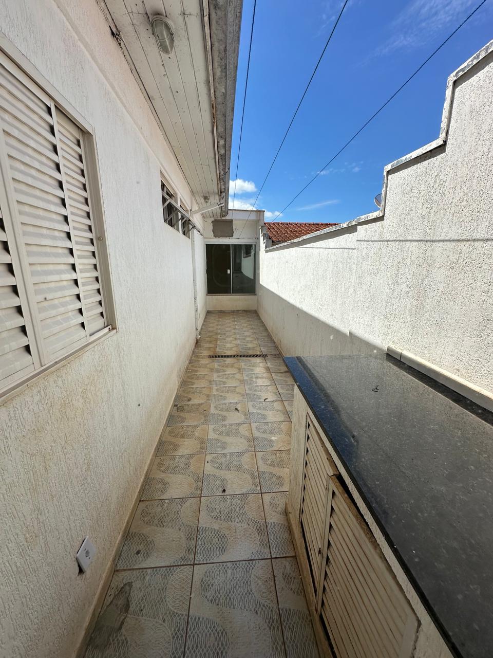 Casa de Condomínio à venda com 4 quartos, 250m² - Foto 8