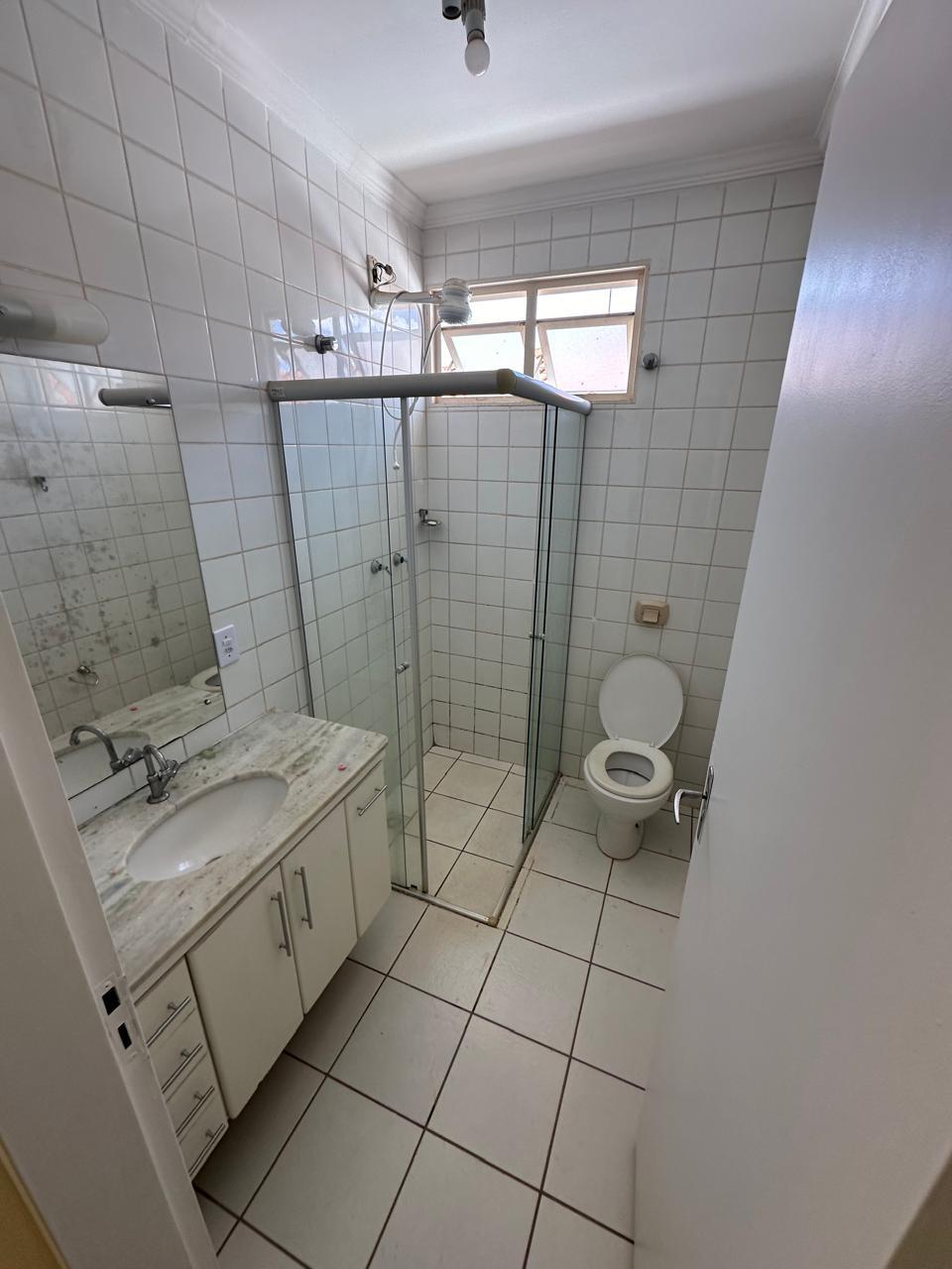 Casa de Condomínio à venda com 4 quartos, 250m² - Foto 10