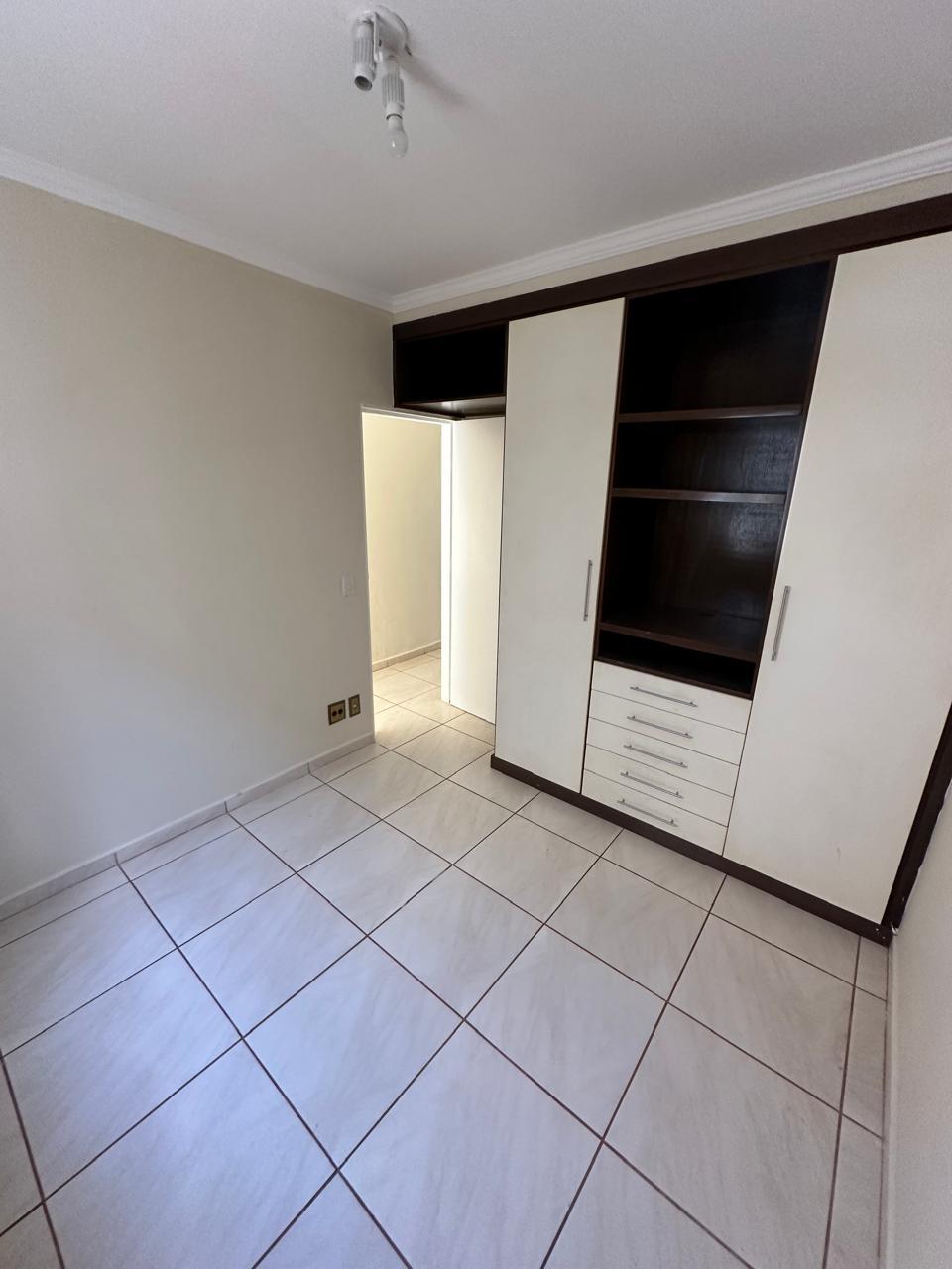 Casa de Condomínio à venda com 4 quartos, 250m² - Foto 17