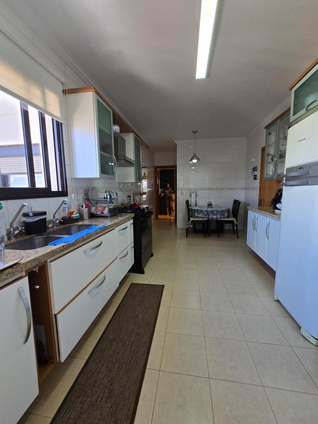 Apartamento à venda com 3 quartos, 178m² - Foto 15