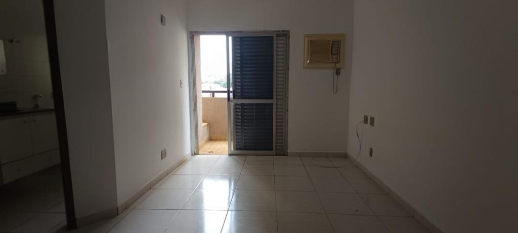 Apartamento à venda com 3 quartos, 106m² - Foto 4