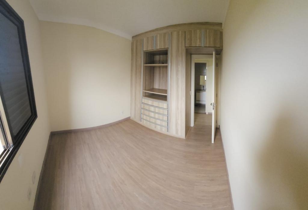 Apartamento à venda com 2 quartos, 65m² - Foto 13