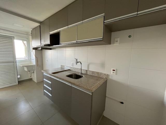 Apartamento à venda com 2 quartos, 67m² - Foto 10