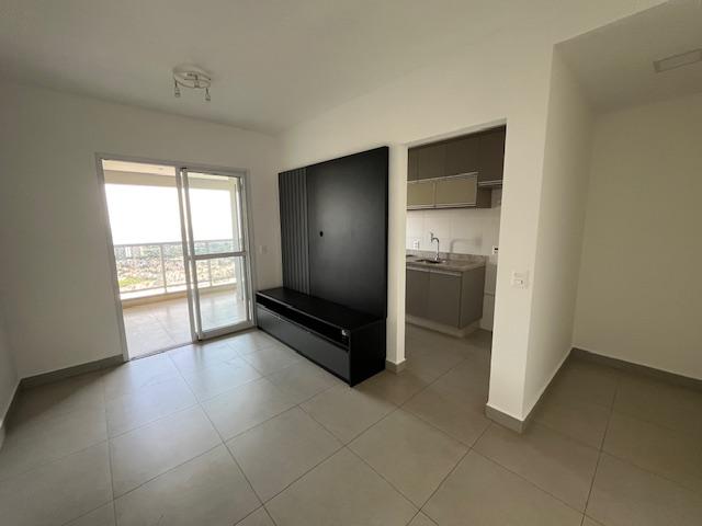 Apartamento à venda com 2 quartos, 67m² - Foto 1