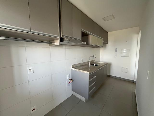 Apartamento à venda com 2 quartos, 67m² - Foto 11