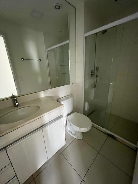 Apartamento à venda com 2 quartos, 67m² - Foto 14