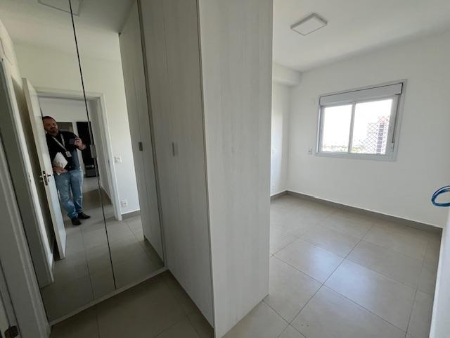 Apartamento à venda com 2 quartos, 67m² - Foto 18