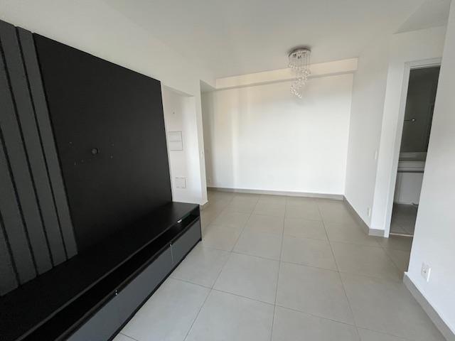 Apartamento à venda com 2 quartos, 67m² - Foto 20