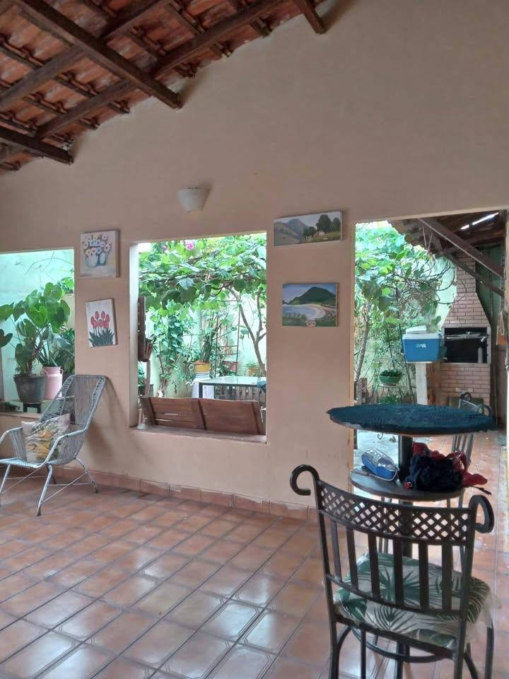 Casa, 3 quartos, 200 m² - Foto 1