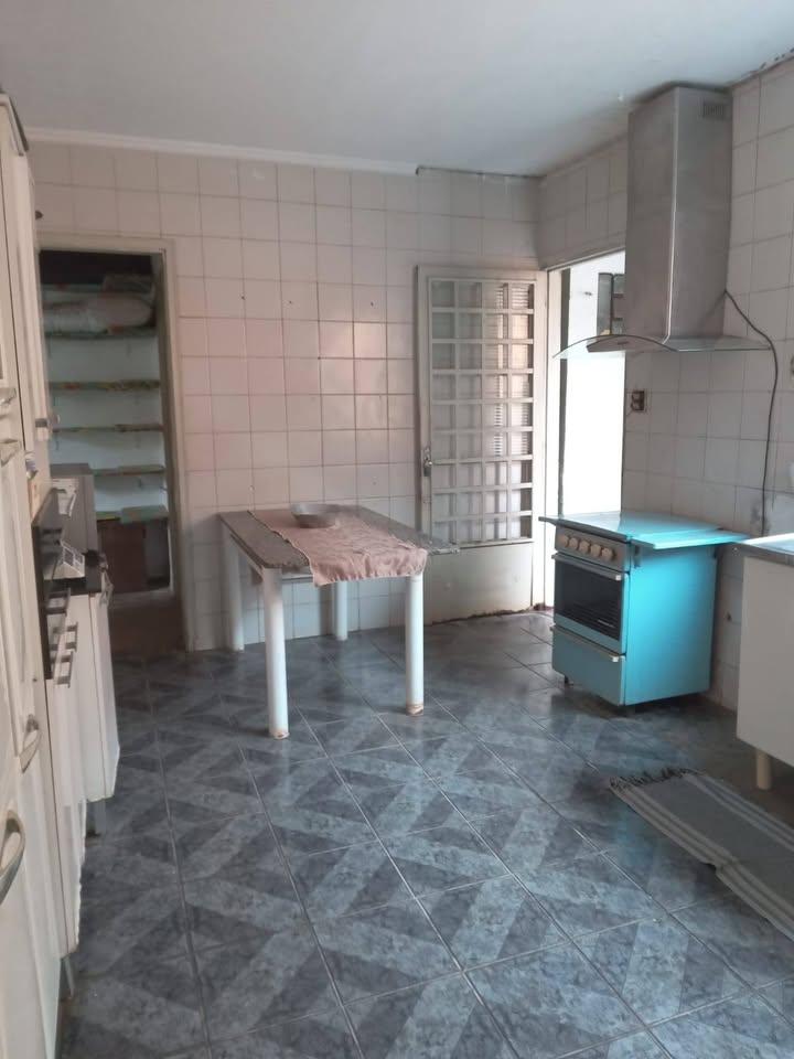 Casa, 3 quartos, 200 m² - Foto 10